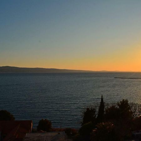 Cosy Sunset Apartment Omiš Eksteriør bilde