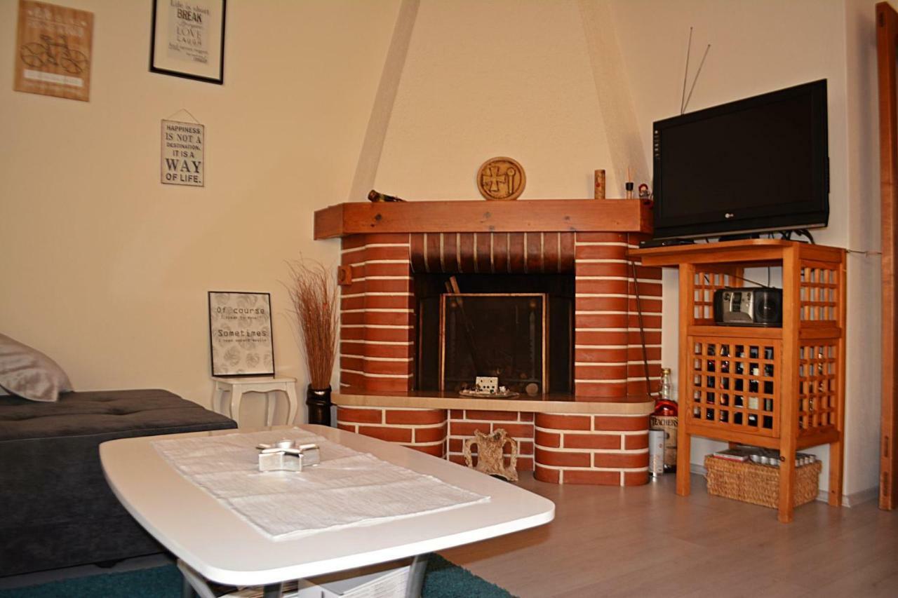 Cosy Sunset Apartment Omiš Eksteriør bilde