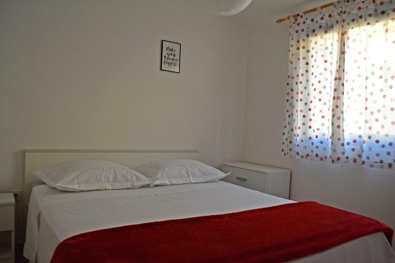 Cosy Sunset Apartment Omiš Eksteriør bilde