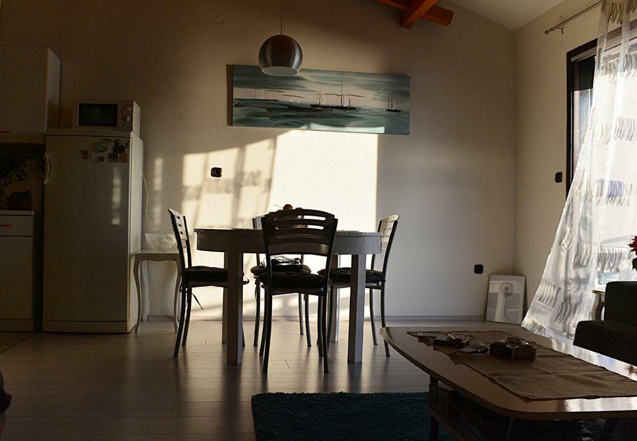 Cosy Sunset Apartment Omiš Eksteriør bilde
