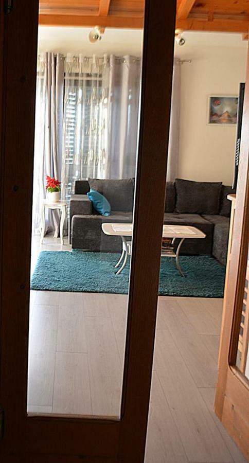 Cosy Sunset Apartment Omiš Eksteriør bilde
